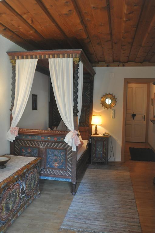 Romantikhotel Almtalhof Grünau im Almtal Pokoj fotografie